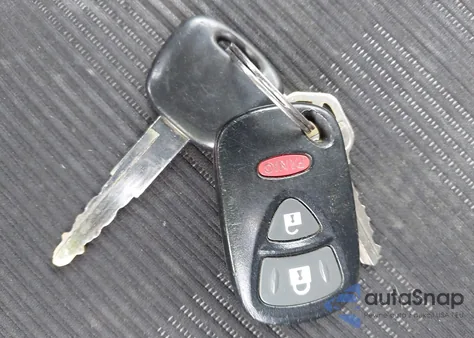 2011 Suzuki Sx4 Premium/Tech Valu Pkg (Nav) from USA, damaged, VIN JS2YB5A38B6303147